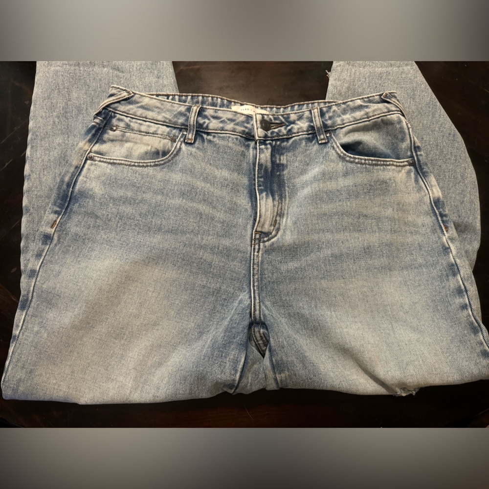 High Rise Straight - Women Jeans - Picture 3 of 12